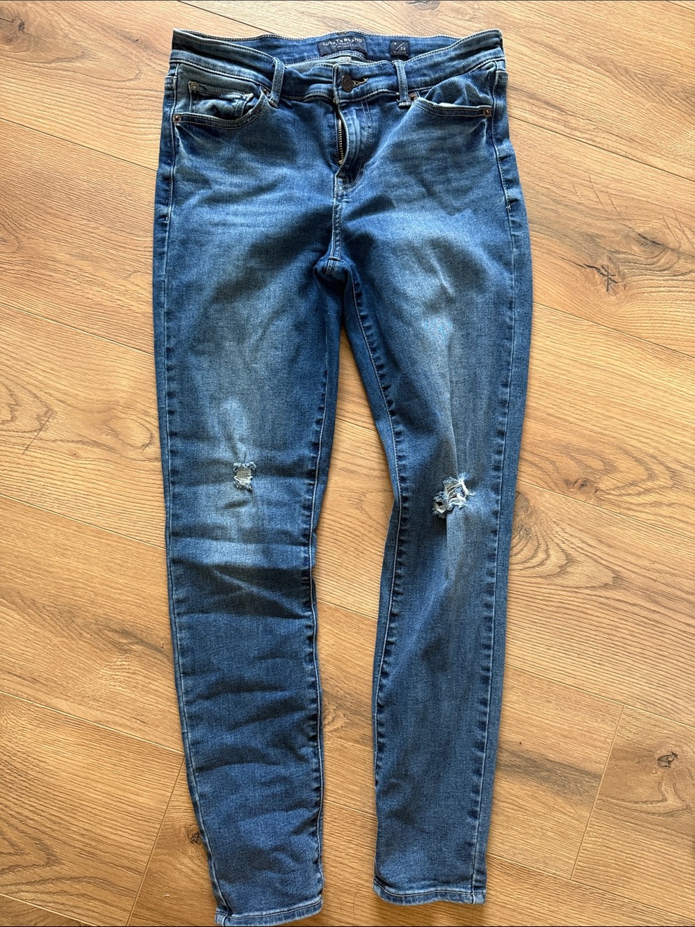 Lucky Brand Dark Blue Skinny Jeans with Distressed Knees